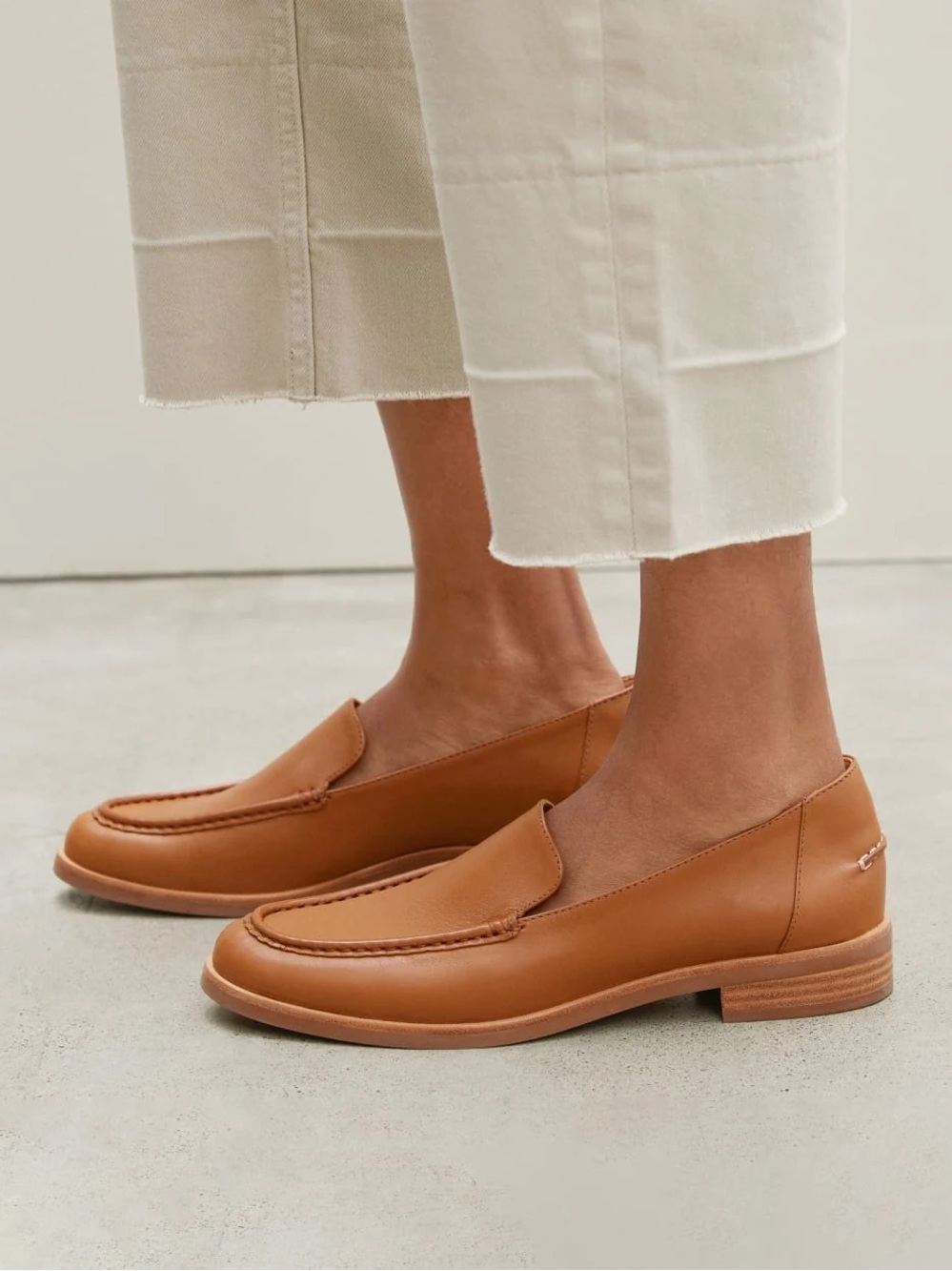 Everlane The Modern loafer in camel size 8.5